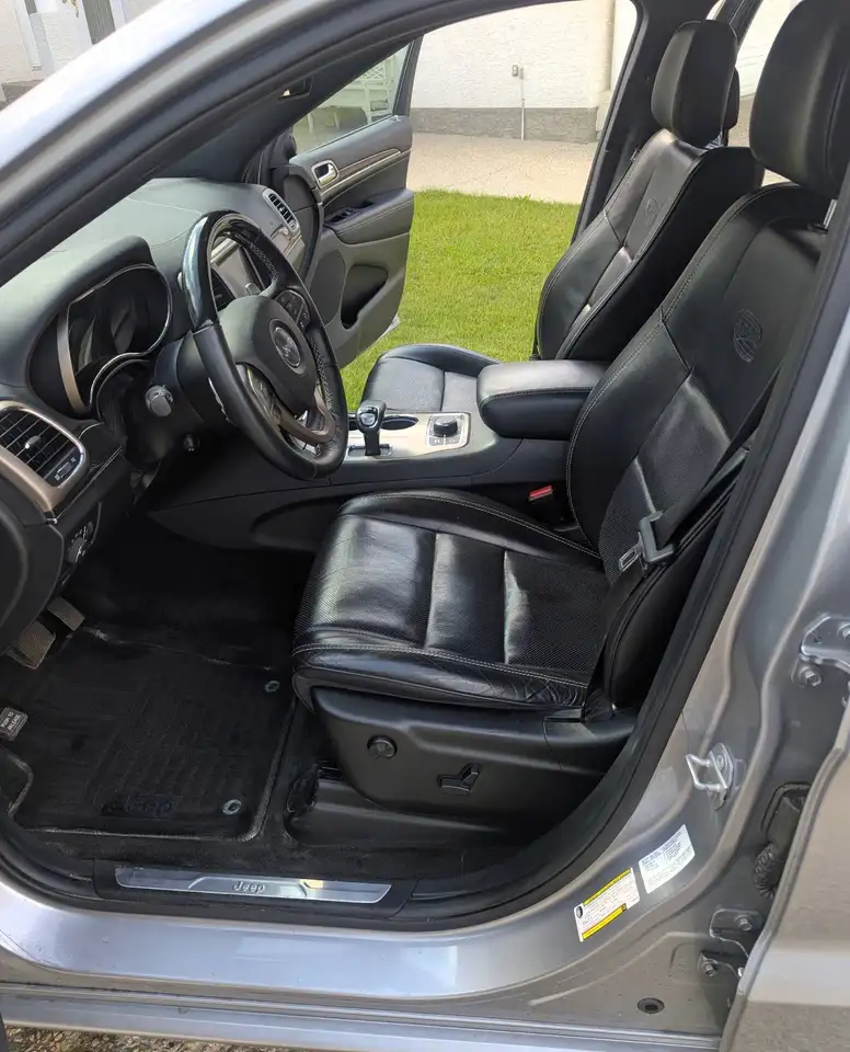 Jeep Grand Cherokee fotografie Jeep Grand Cherokee