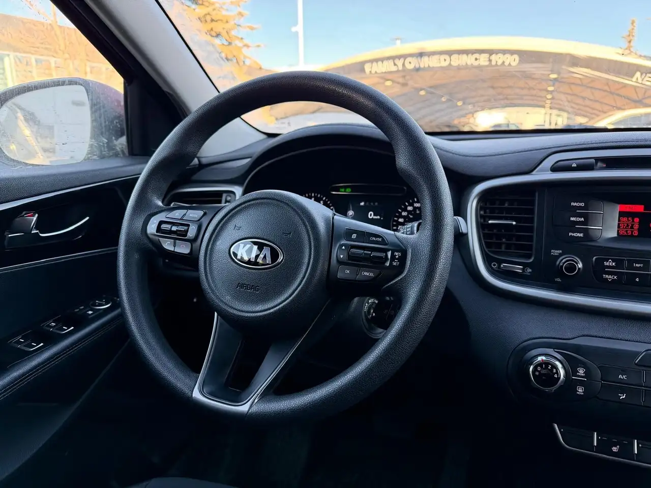 Kia Sorento photo Kia Sorento