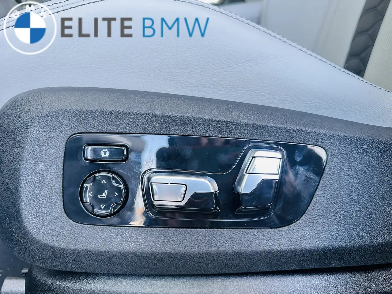 BMW X5 M снимка BMW X5 M