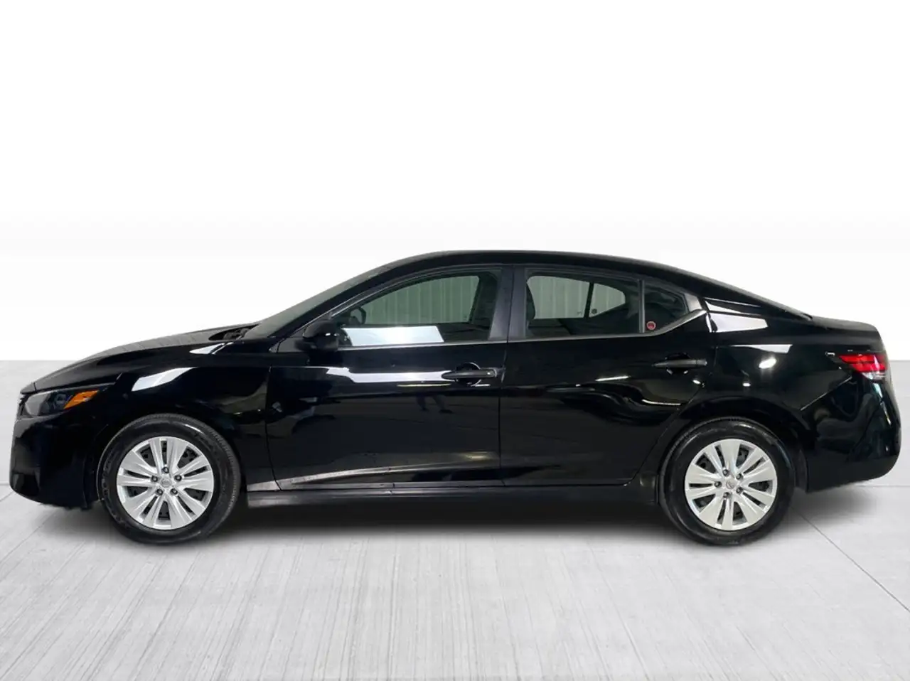 Nissan Sentra photo Nissan Sentra