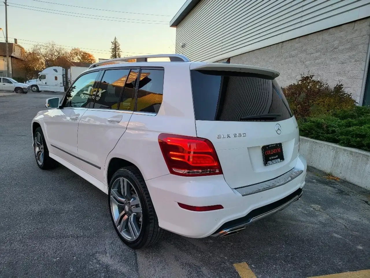 Mercedes-Benz GLK-Class снимка Mercedes-Benz GLK-Class