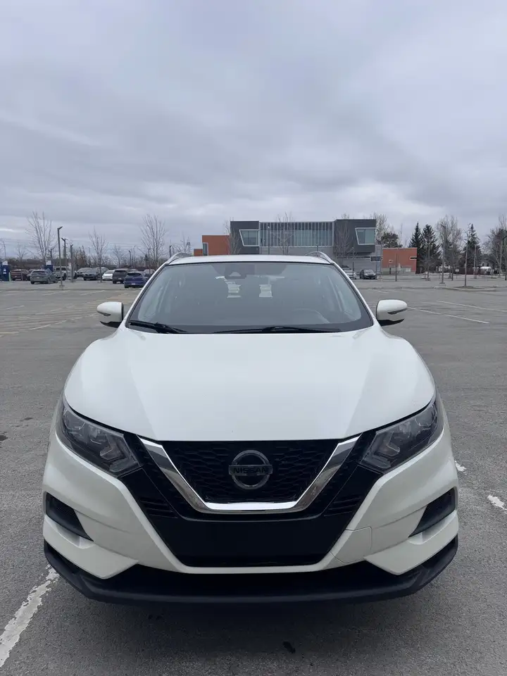 Nissan Qashqai снимка Nissan Qashqai