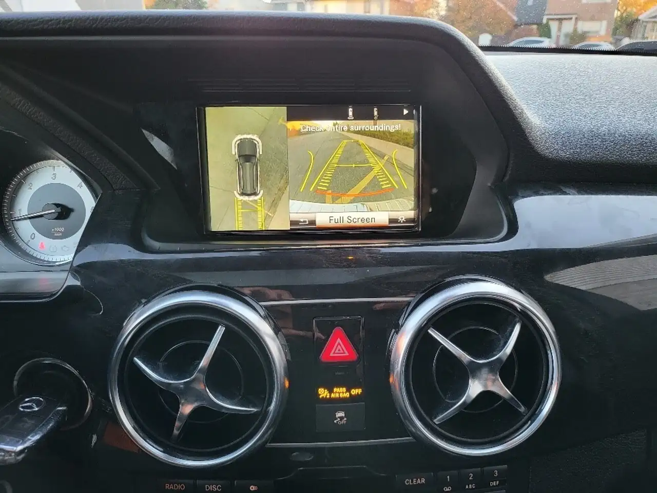Mercedes-Benz GLK-Class снимка Mercedes-Benz GLK-Class