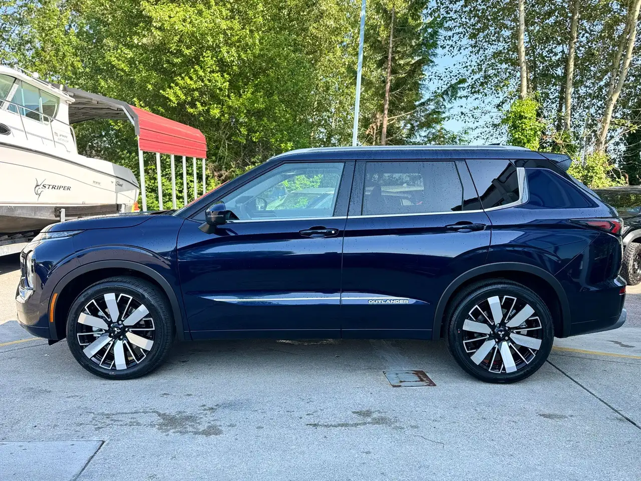 Mitsubishi Outlander снимка Mitsubishi Outlander