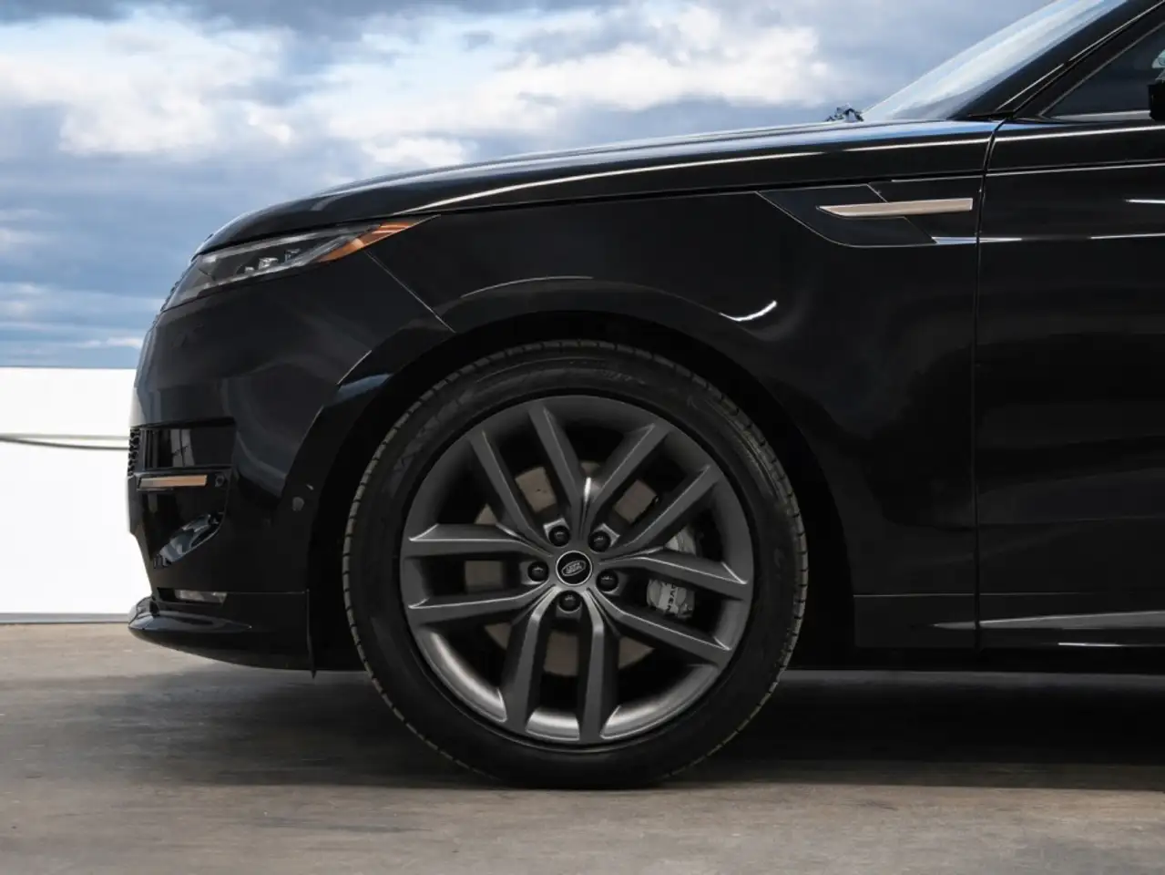 Land Rover Range Rover Sport снимка Land Rover Range Rover Sport