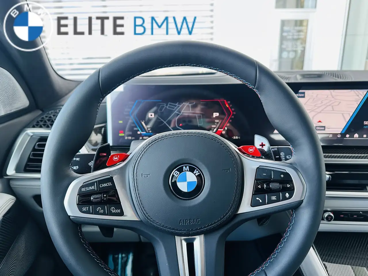 BMW X5 M снимка BMW X5 M