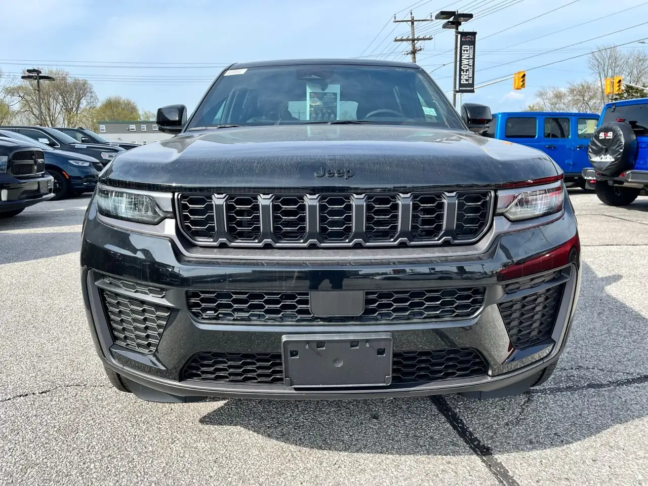Jeep Grand Cherokee снимка Jeep Grand Cherokee