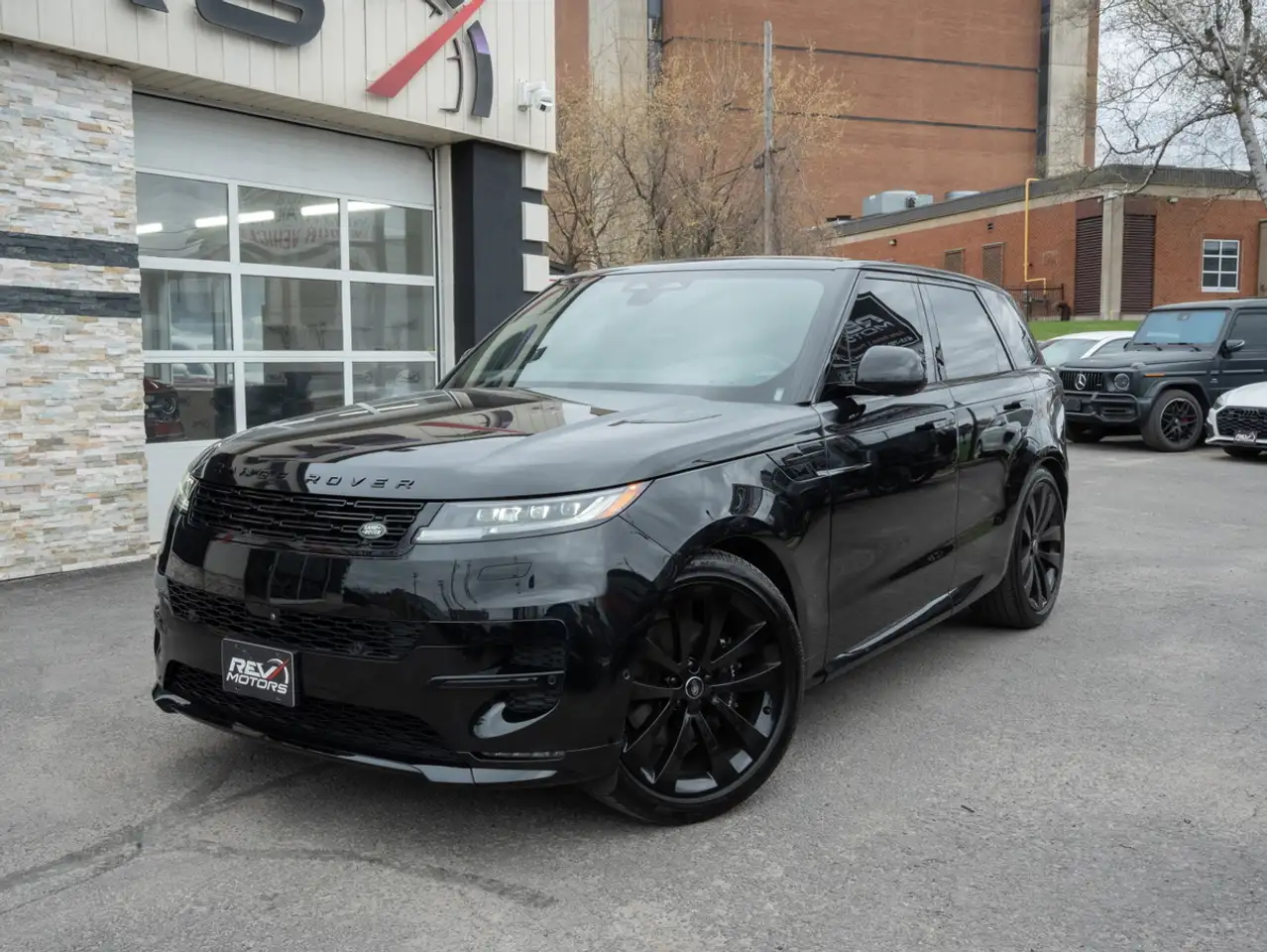 Land Rover Range Rover Sport снимка Land Rover Range Rover Sport