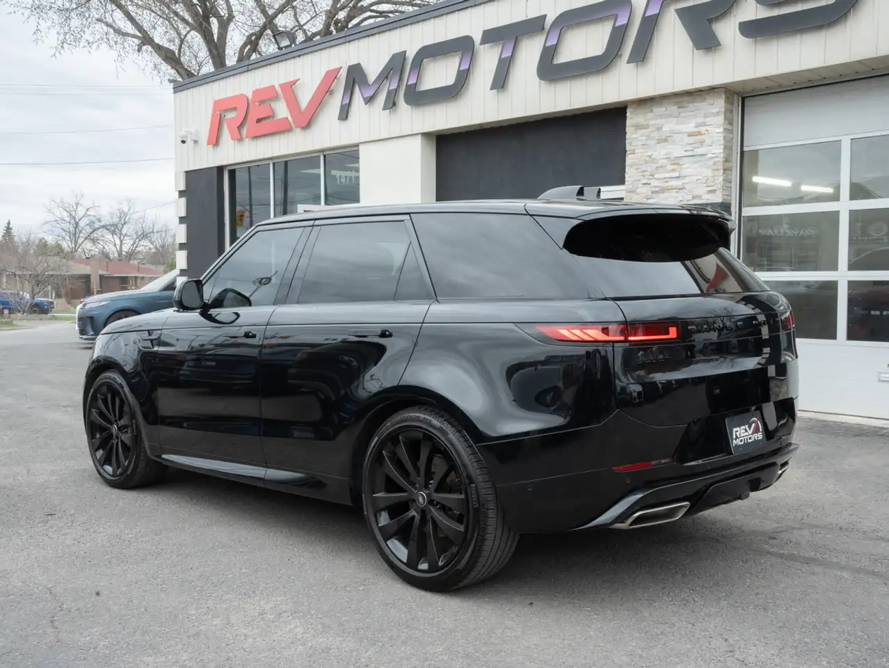 Land Rover Range Rover Sport снимка Land Rover Range Rover Sport