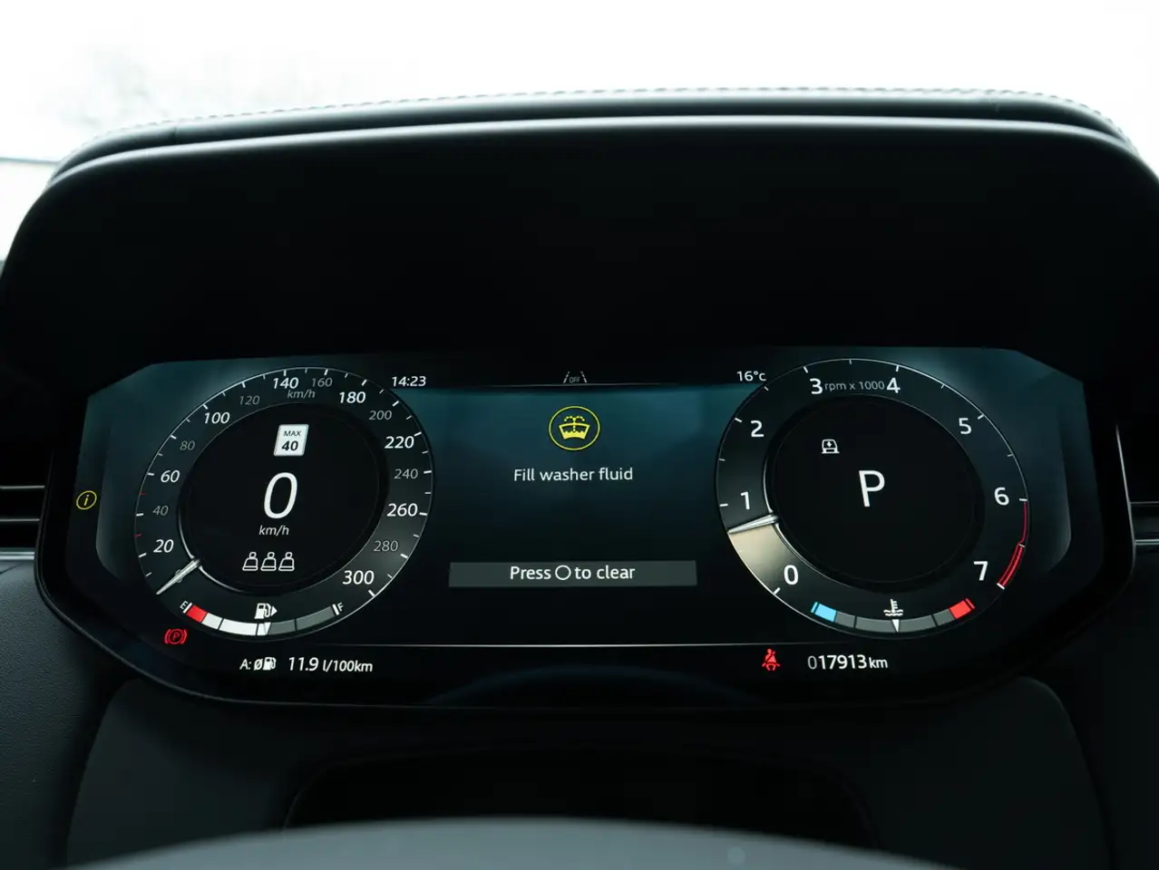 Land Rover Range Rover Sport снимка Land Rover Range Rover Sport