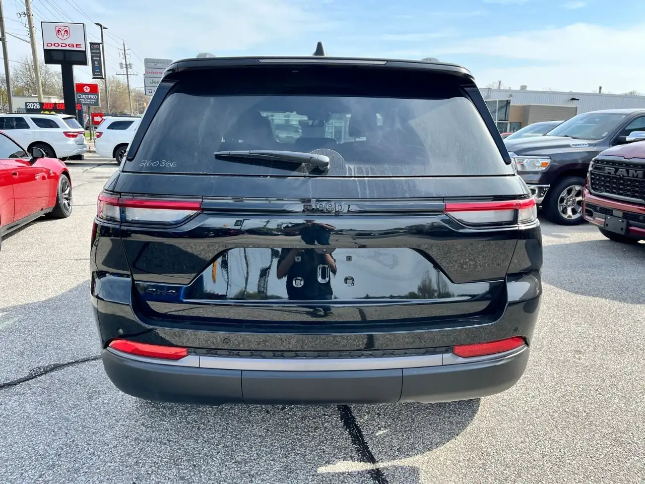 Jeep Grand Cherokee снимка Jeep Grand Cherokee