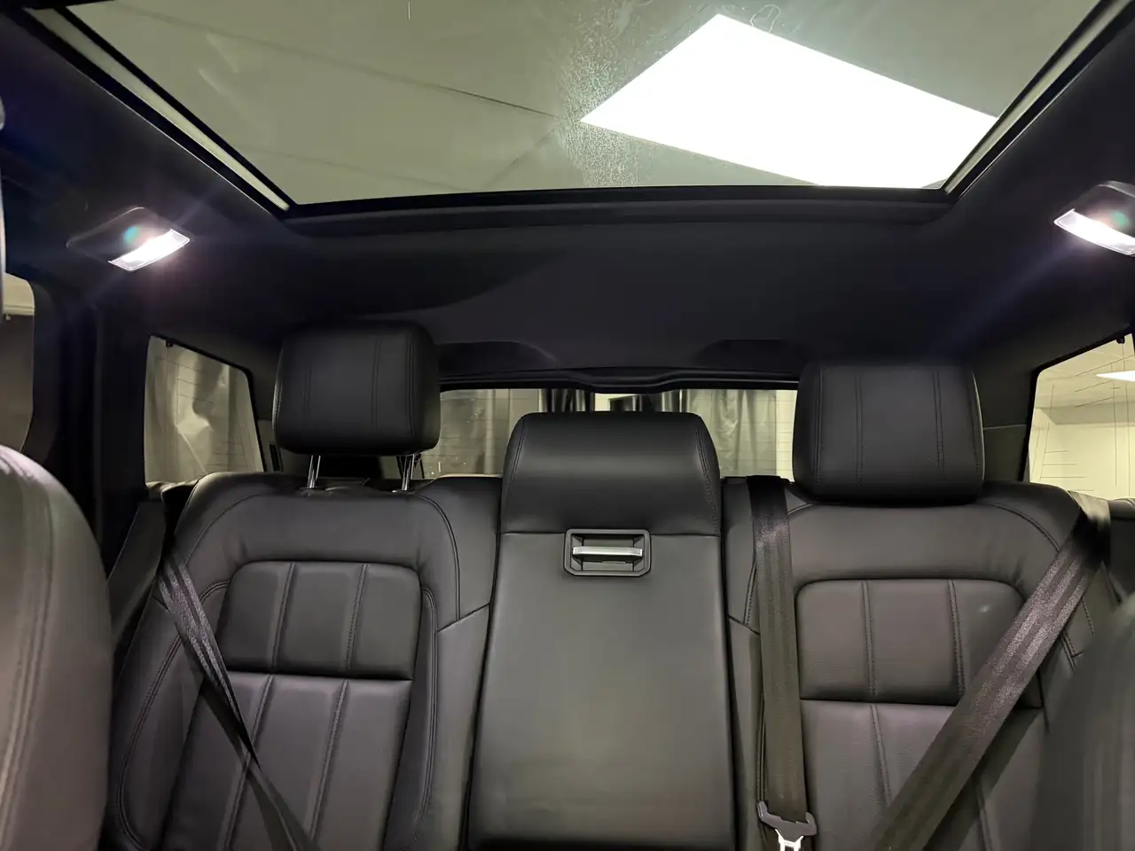 Land Rover Range Rover Sport photo Land Rover Range Rover Sport