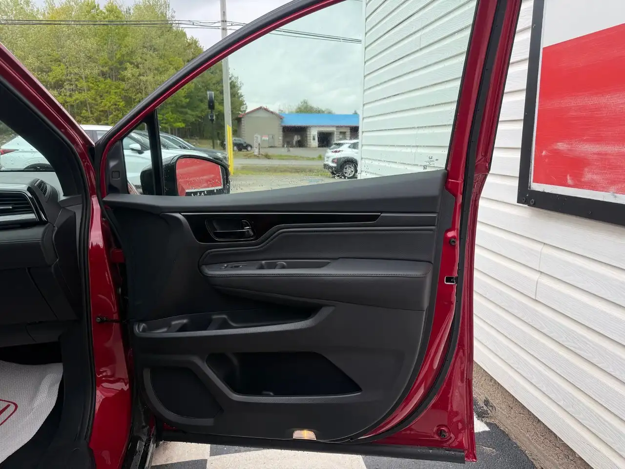 Honda Odyssey снимка Honda Odyssey