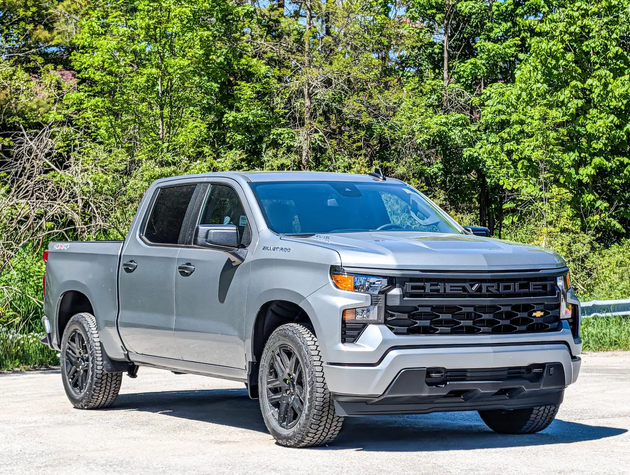 Chevrolet Silverado 1500 снимка Chevrolet Silverado 1500