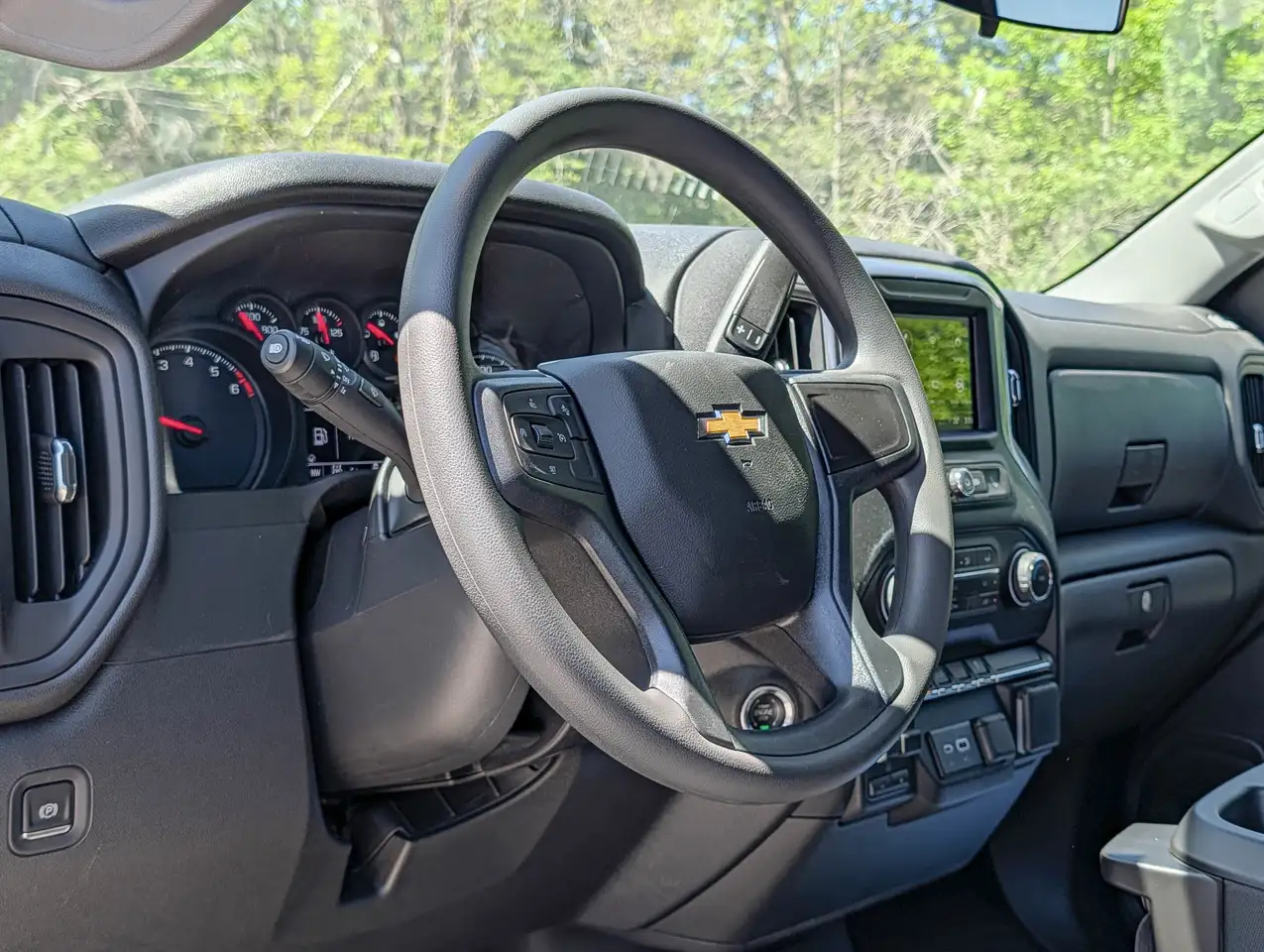 Chevrolet Silverado 1500 снимка Chevrolet Silverado 1500