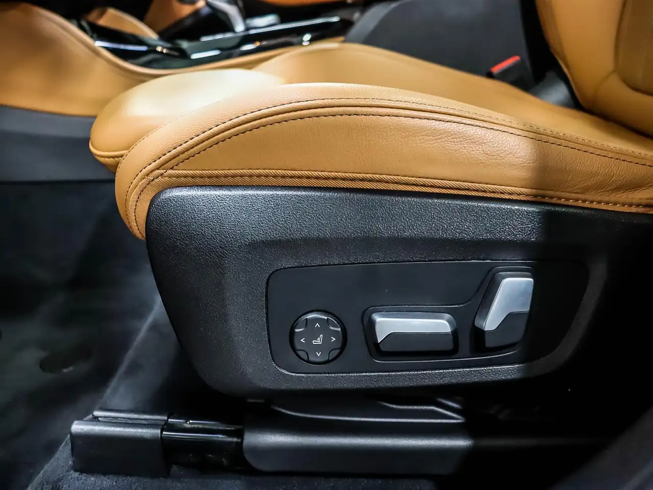 BMW X4 photo BMW X4
