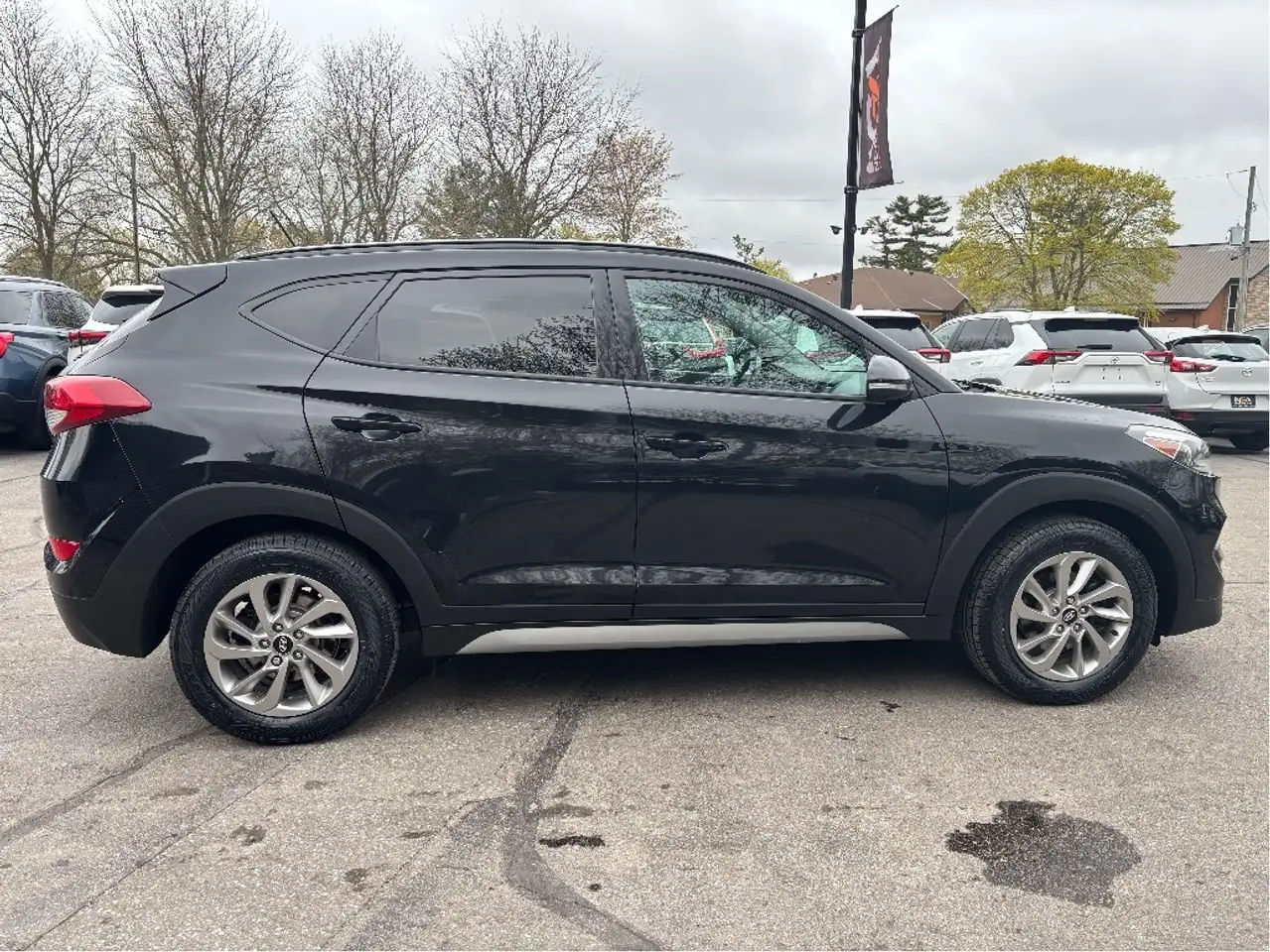Hyundai TUCSON снимка Hyundai TUCSON