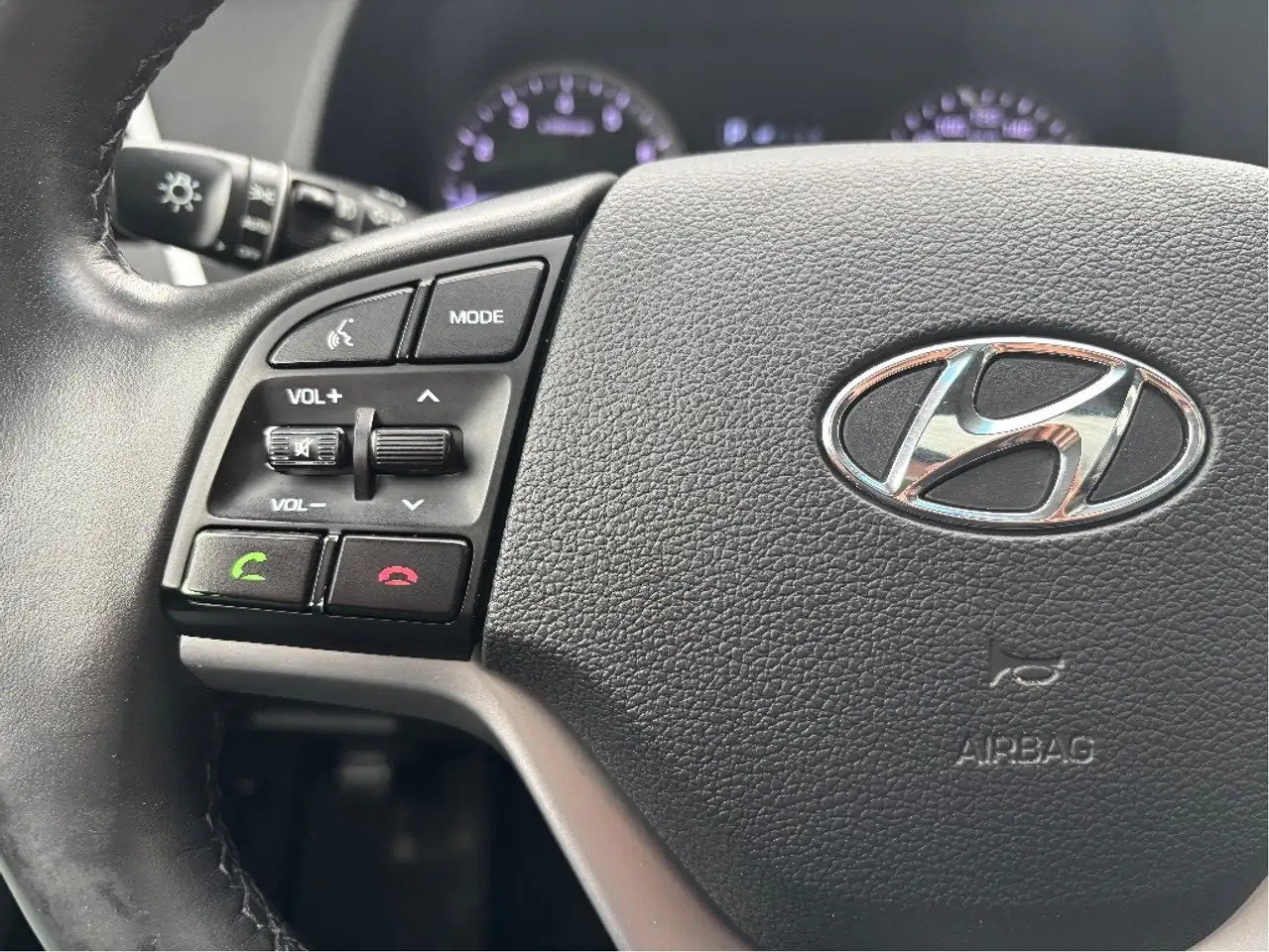 Hyundai TUCSON снимка Hyundai TUCSON