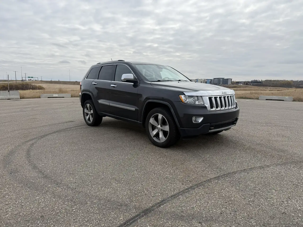 Jeep Grand Cherokee снимка Jeep Grand Cherokee