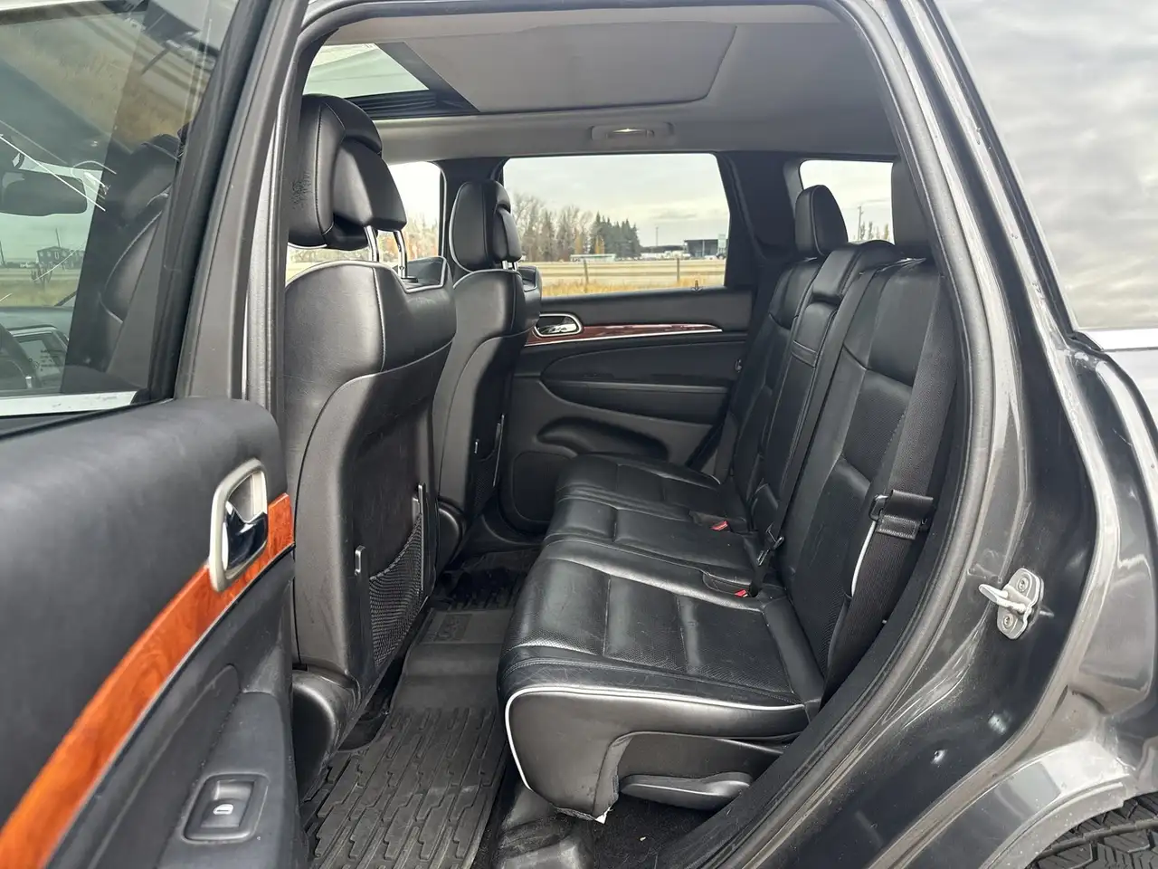 Jeep Grand Cherokee снимка Jeep Grand Cherokee