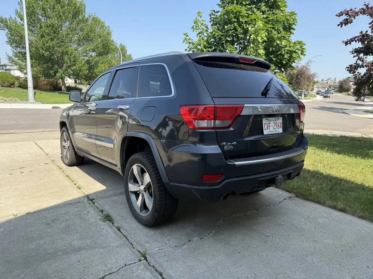 Jeep Grand Cherokee снимка Jeep Grand Cherokee
