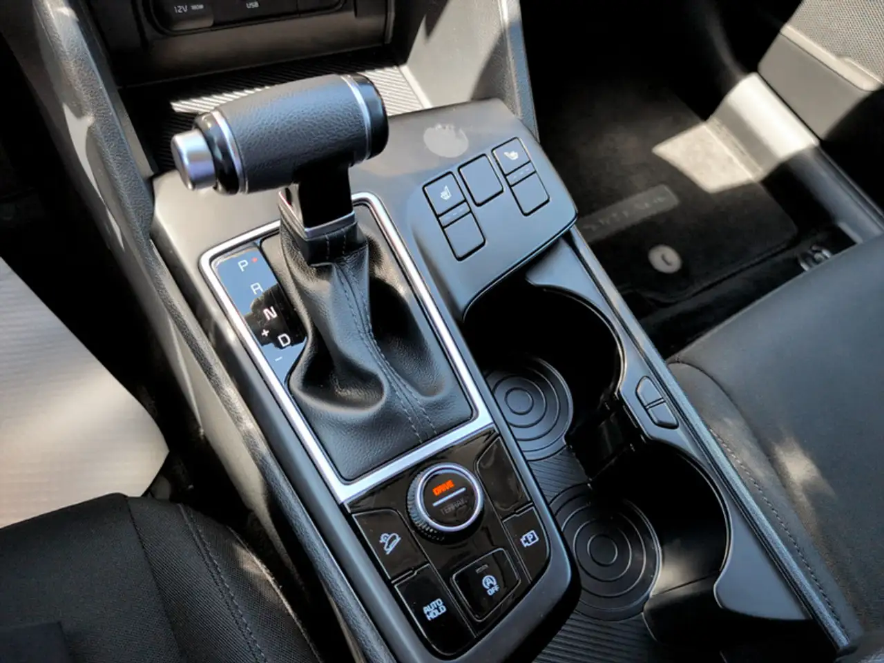 Kia Sportage снимка Kia Sportage