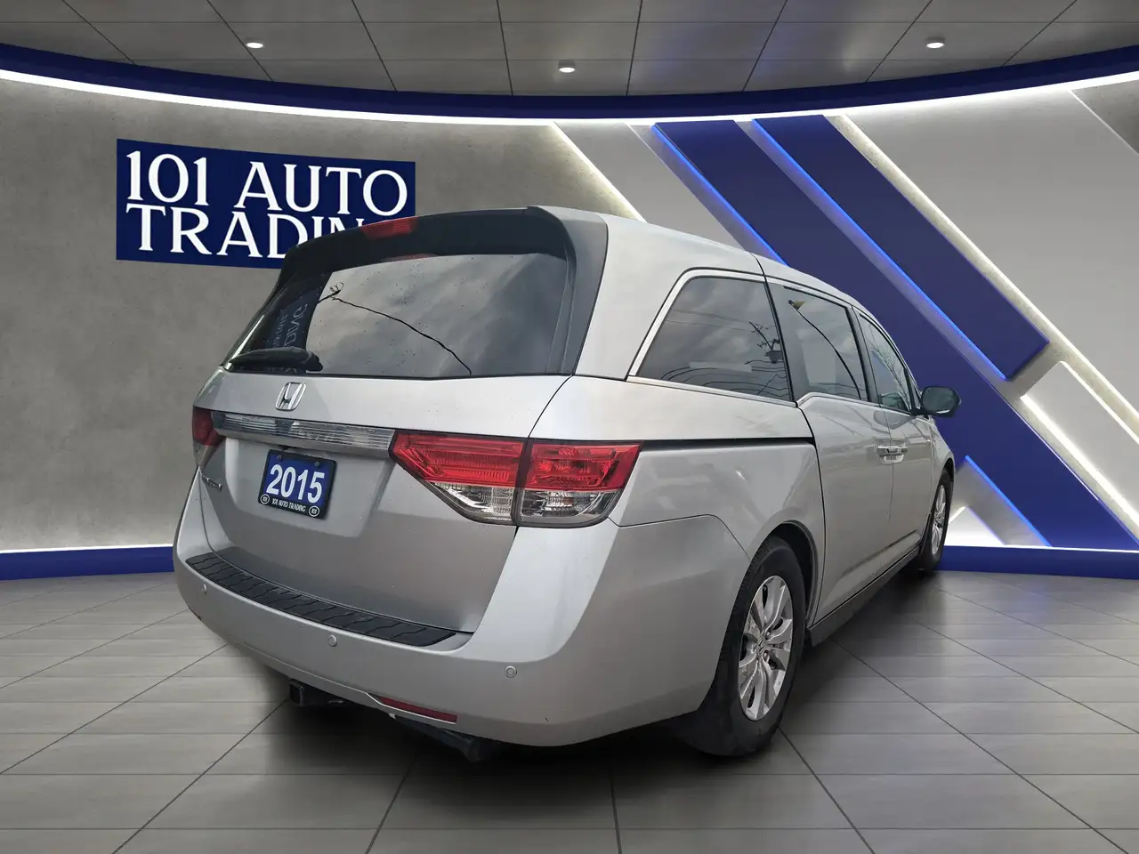 Honda Odyssey снимка Honda Odyssey