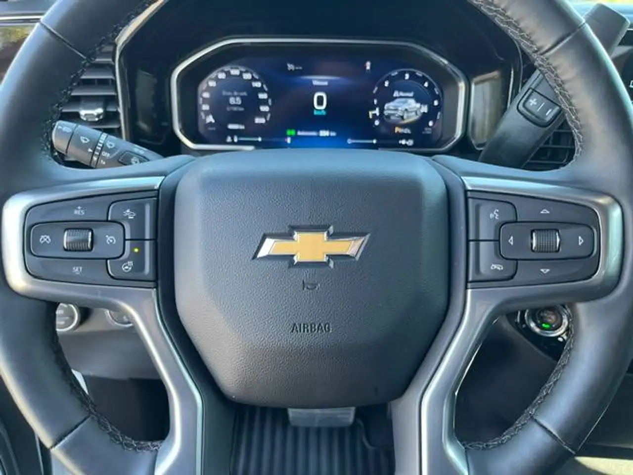 Chevrolet Silverado 1500 photo Chevrolet Silverado 1500
