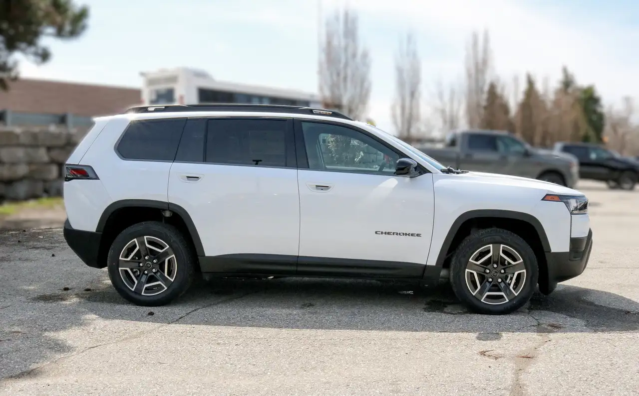 Jeep Cherokee photo Jeep Cherokee