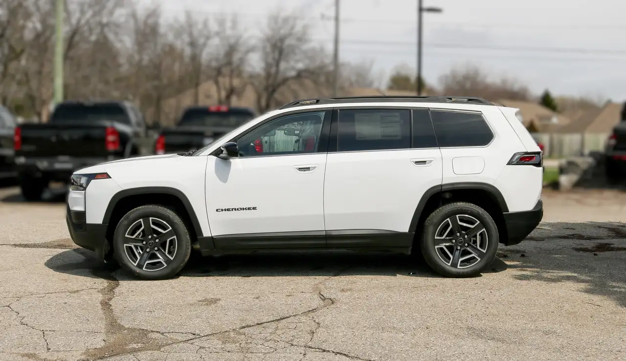 Jeep Cherokee photo Jeep Cherokee