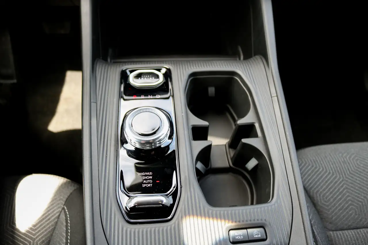 Jeep Cherokee photo Jeep Cherokee