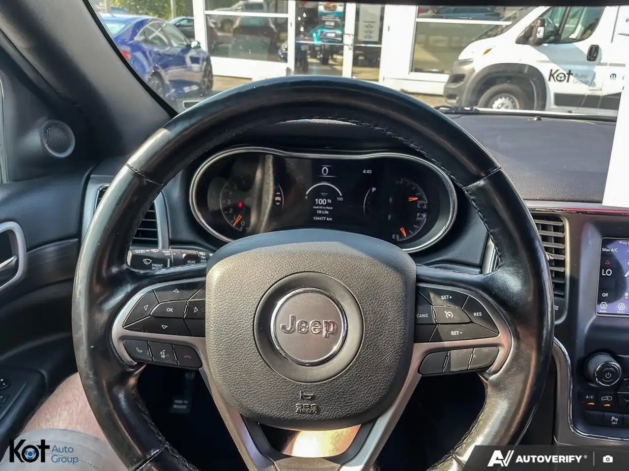 Jeep Grand Cherokee снимка Jeep Grand Cherokee