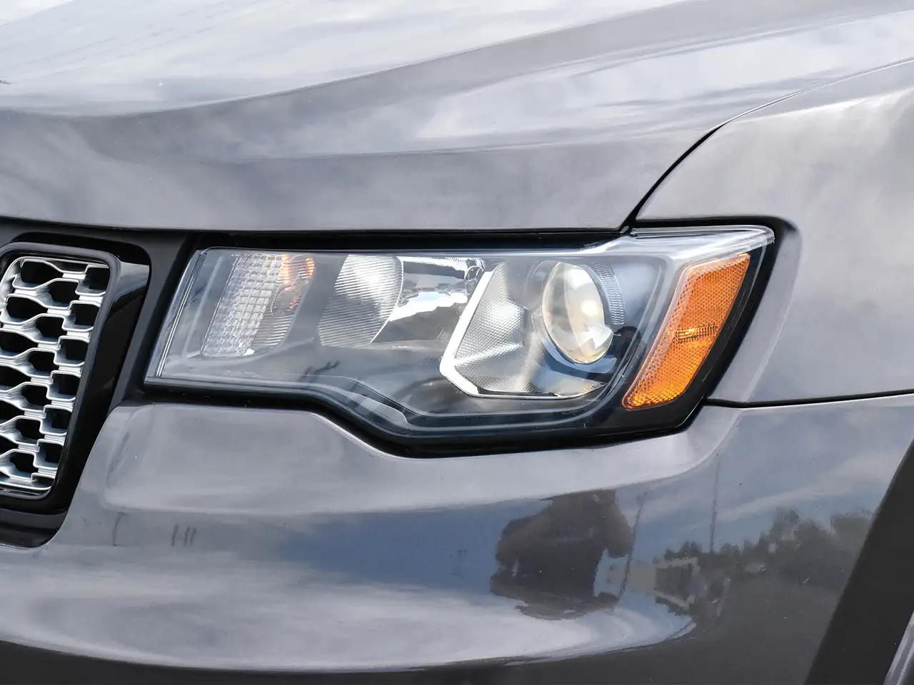 Jeep Grand Cherokee photo Jeep Grand Cherokee