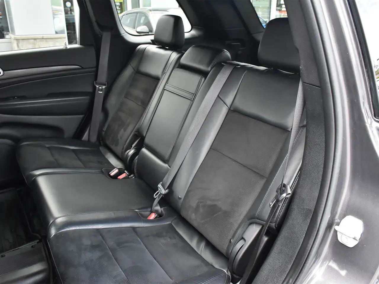 Jeep Grand Cherokee photo Jeep Grand Cherokee