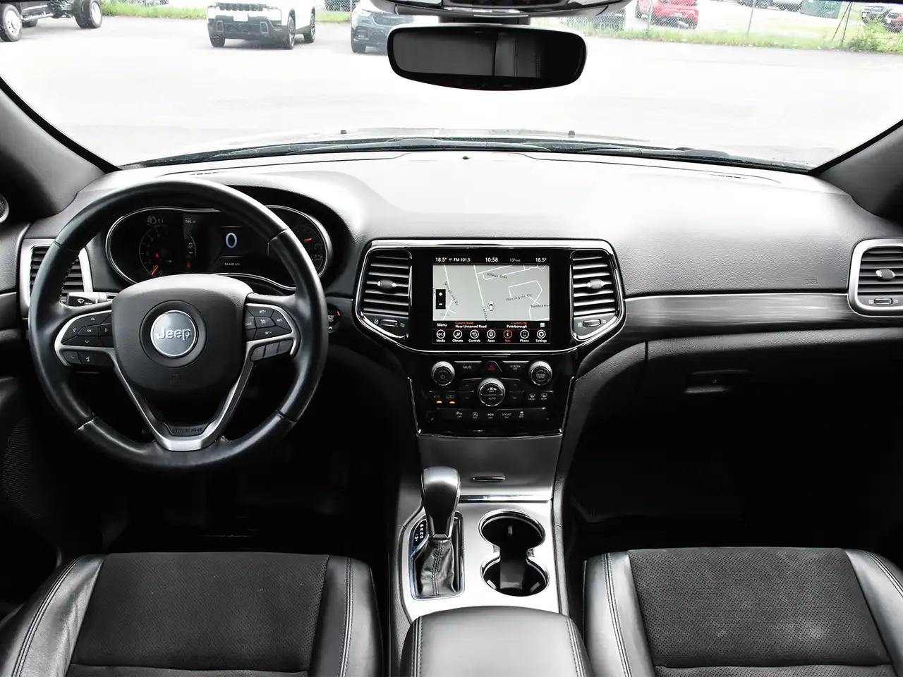Jeep Grand Cherokee photo Jeep Grand Cherokee
