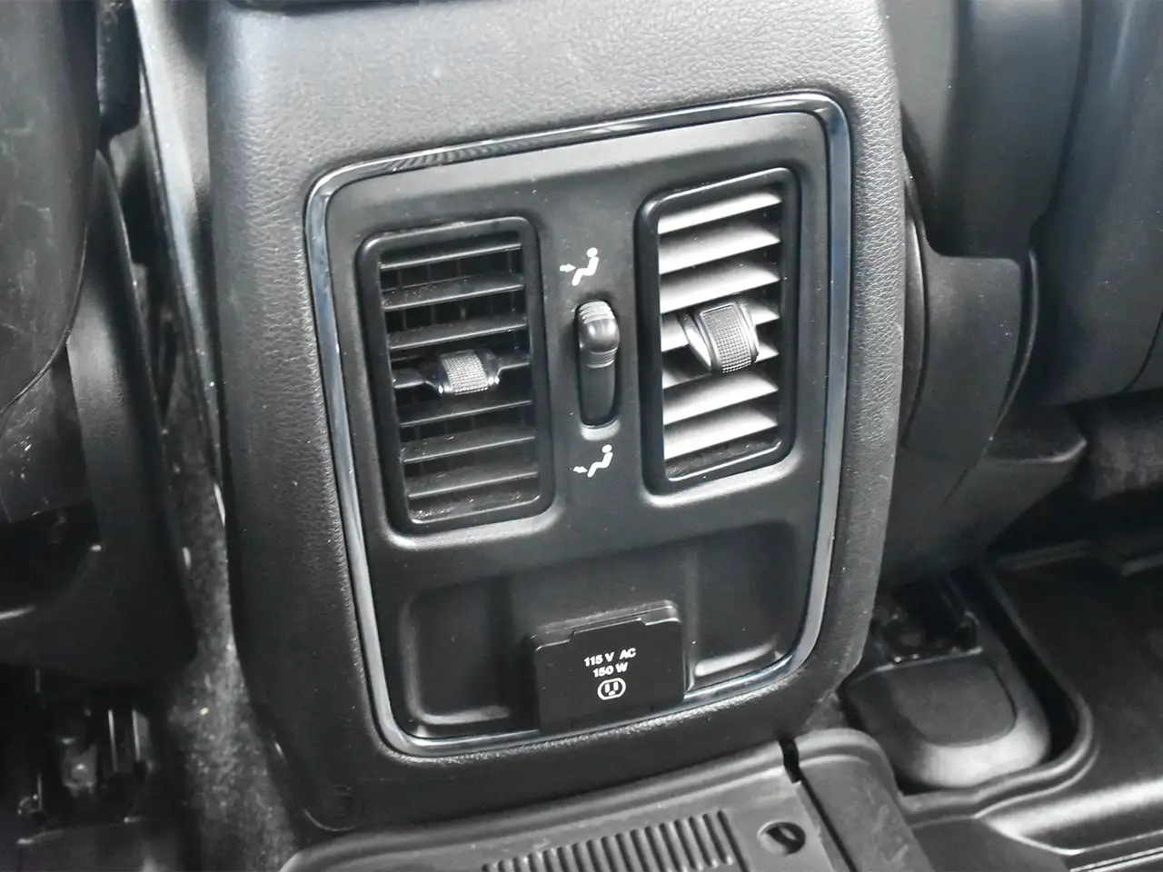 Jeep Grand Cherokee photo Jeep Grand Cherokee