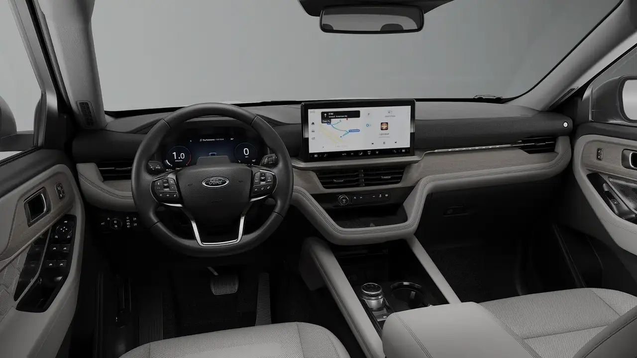 Ford Explorer photo Ford Explorer