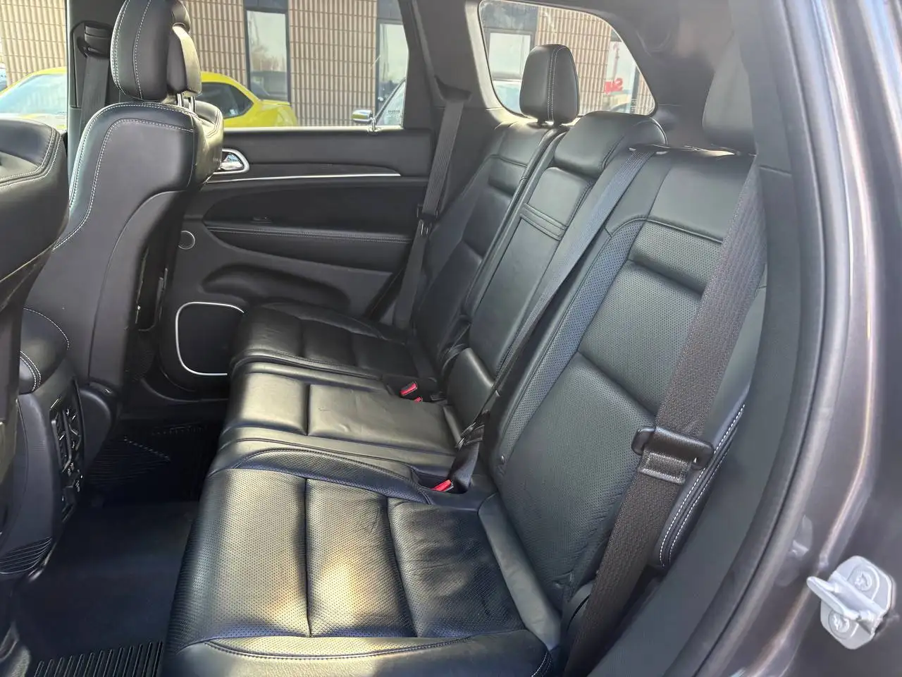 Jeep Grand Cherokee снимка Jeep Grand Cherokee