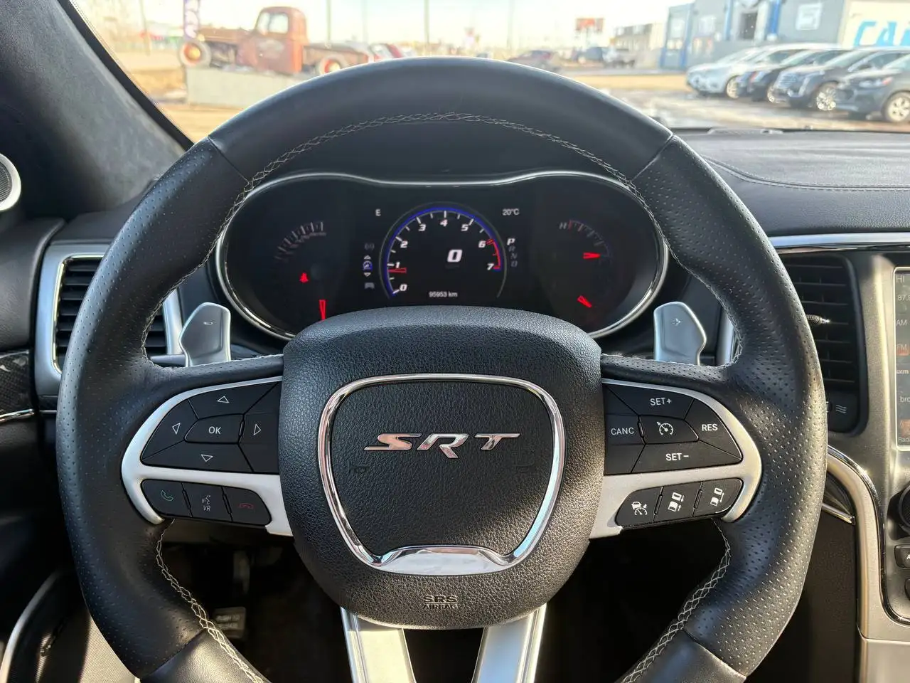 Jeep Grand Cherokee снимка Jeep Grand Cherokee