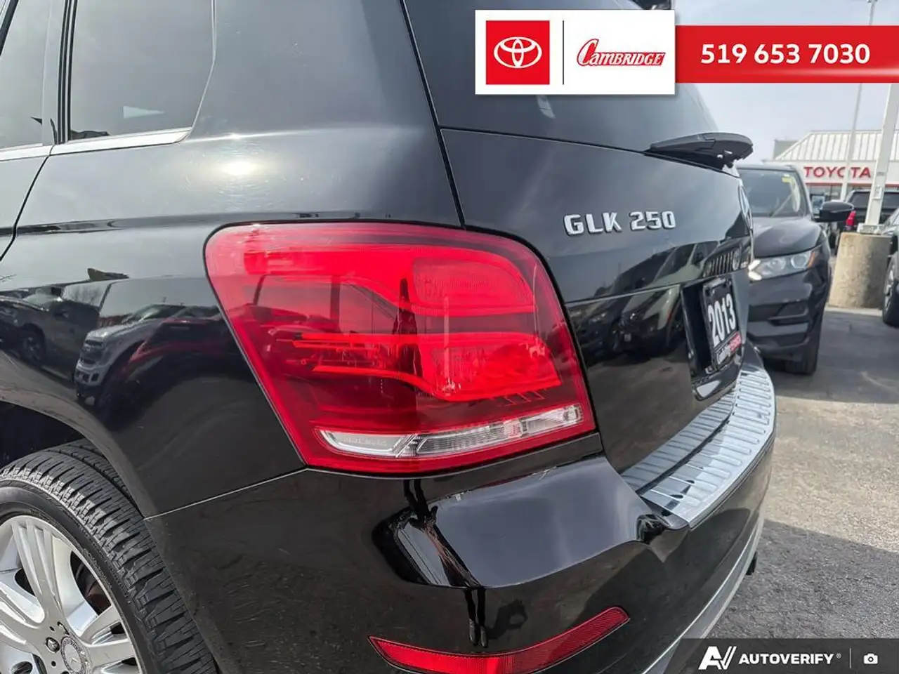 Mercedes-Benz GLK-Class снимка Mercedes-Benz GLK-Class