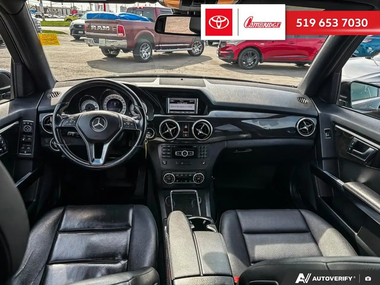 Mercedes-Benz GLK-Class снимка Mercedes-Benz GLK-Class
