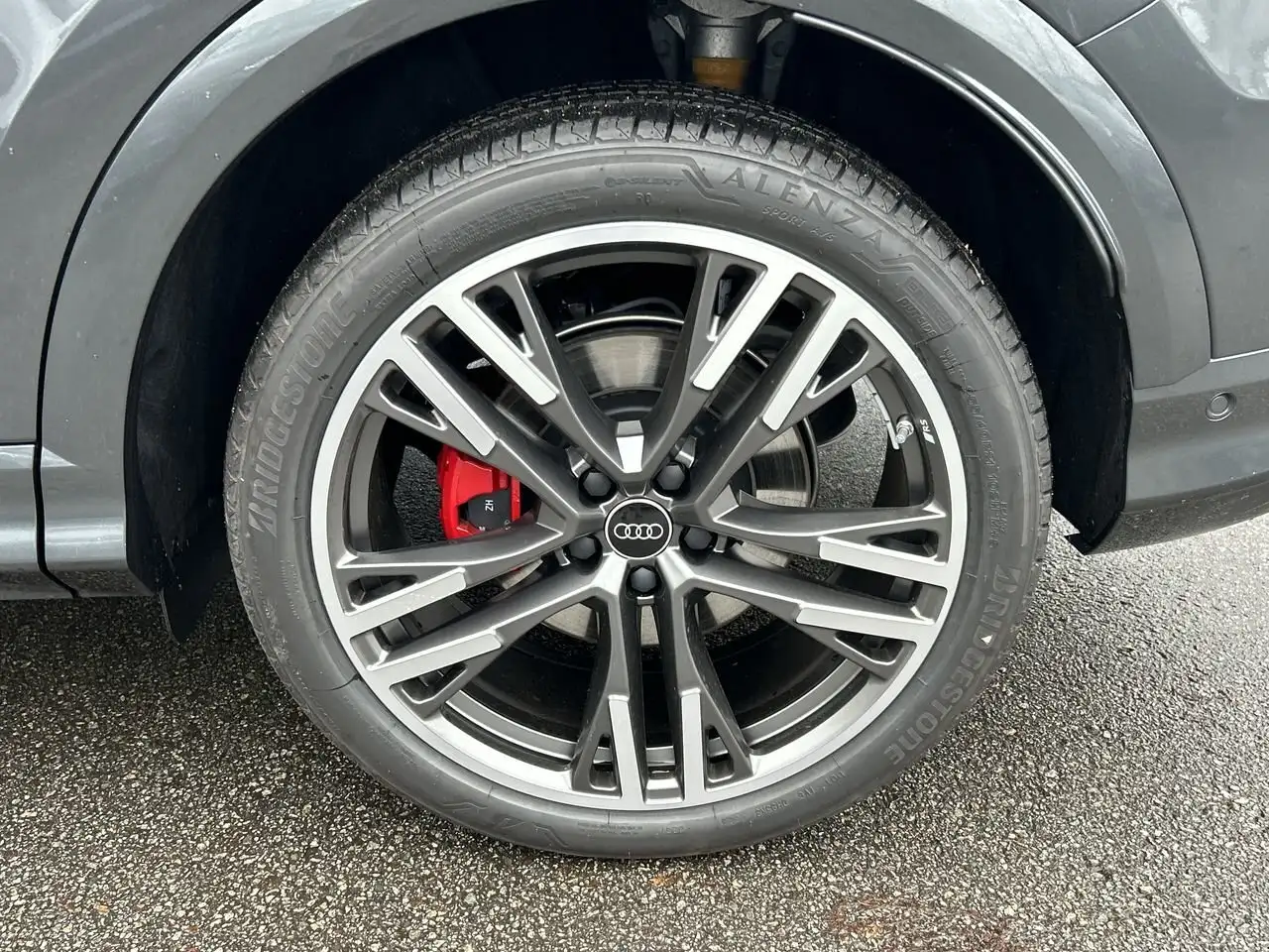 Audi SQ5 снимка Audi SQ5