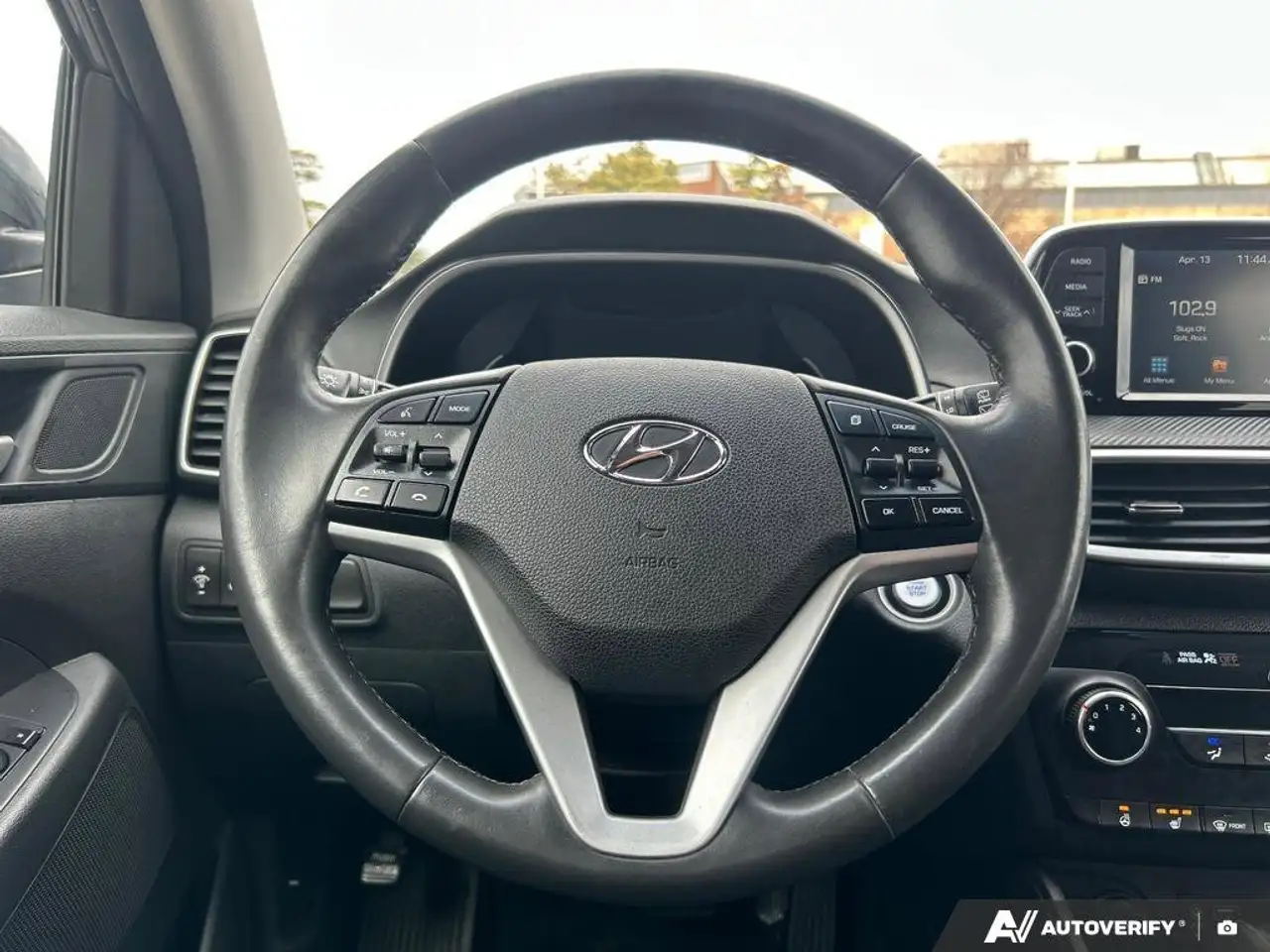 Hyundai TUCSON снимка Hyundai TUCSON