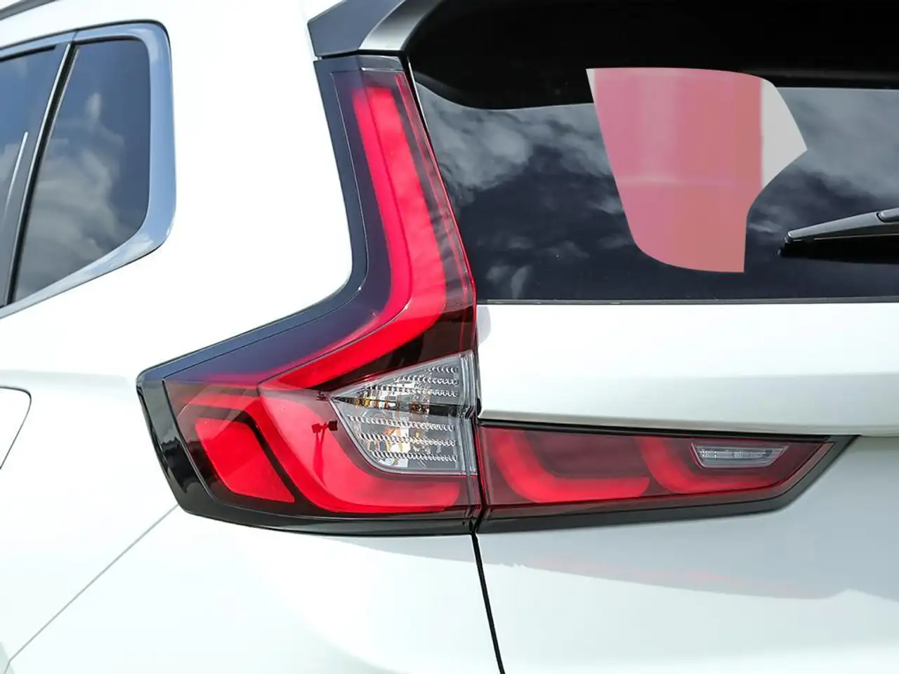Honda CR-V photo Honda CR-V