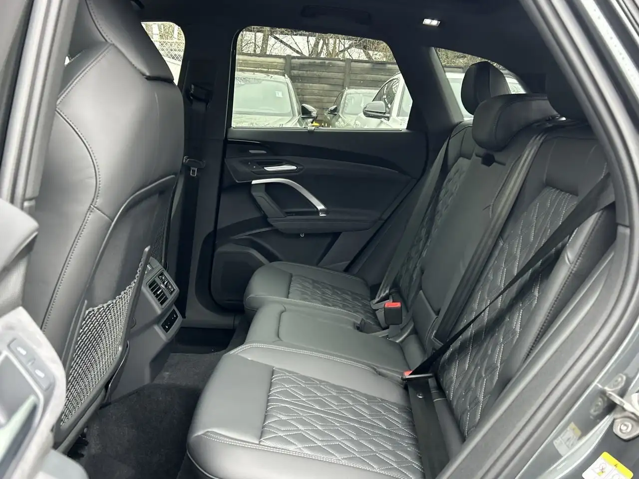 Audi SQ5 снимка Audi SQ5