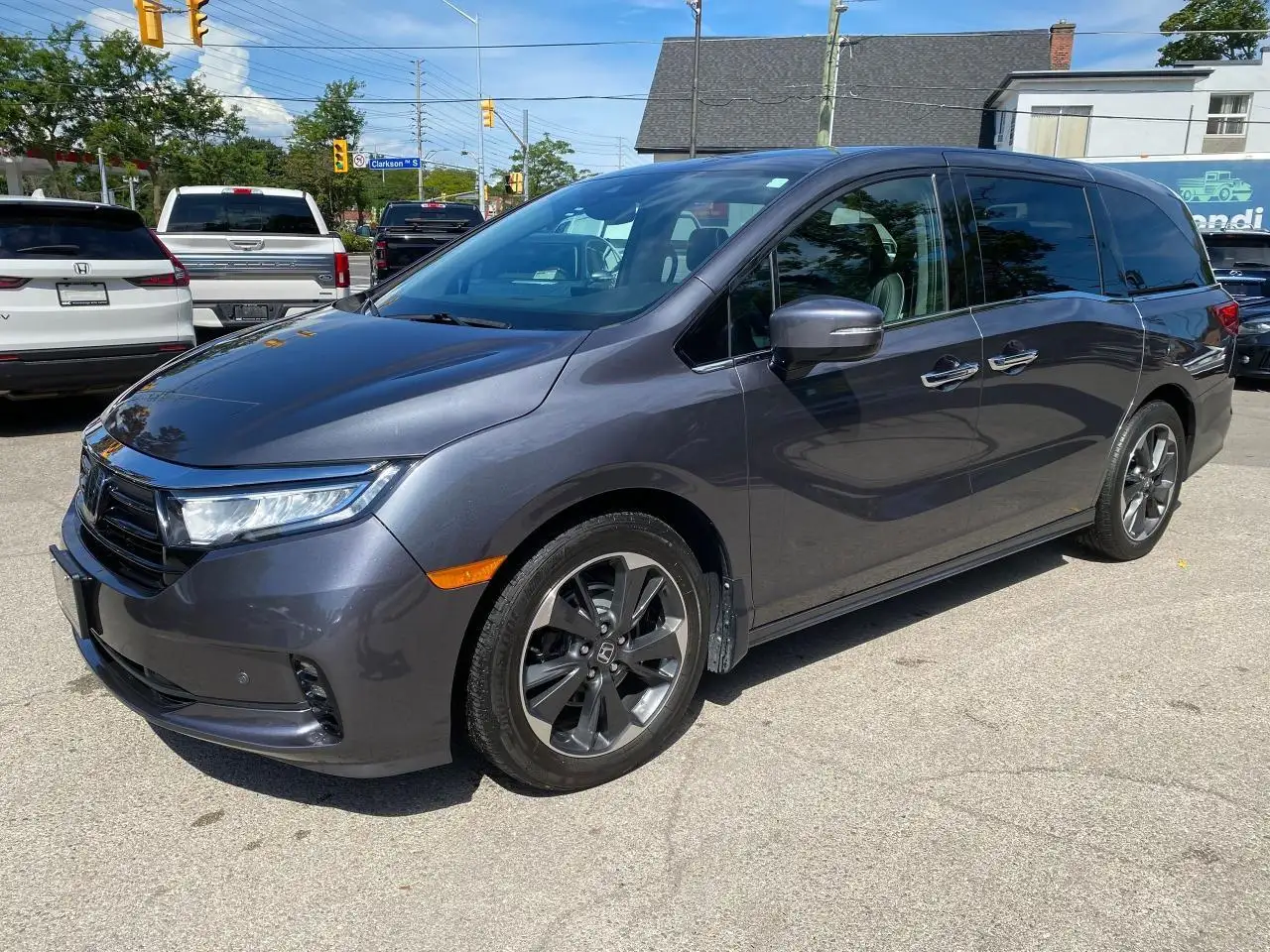 Honda Odyssey снимка Honda Odyssey