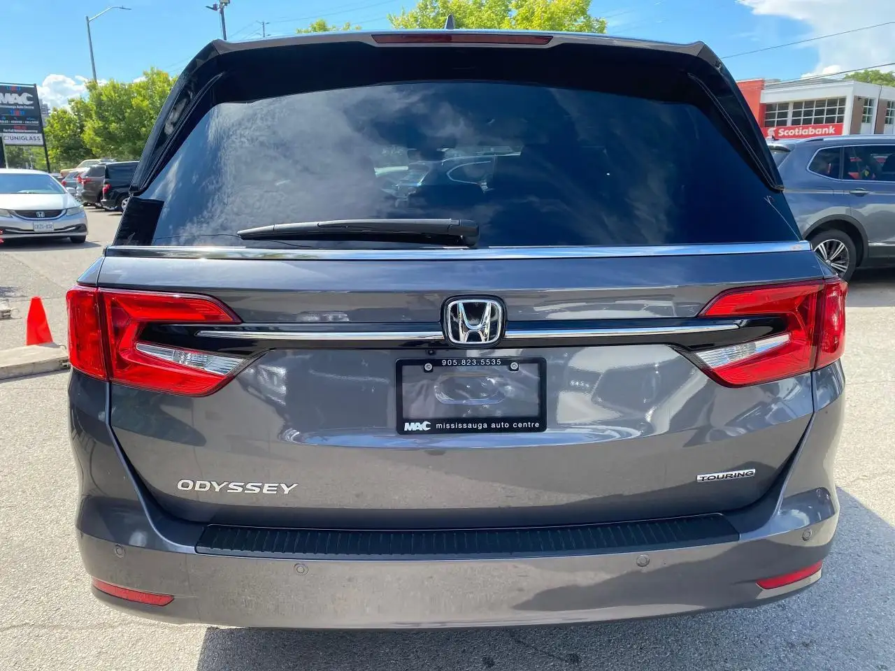 Honda Odyssey снимка Honda Odyssey
