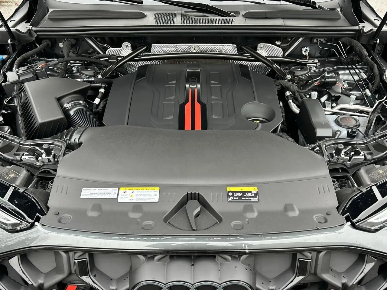 Audi SQ5 снимка Audi SQ5