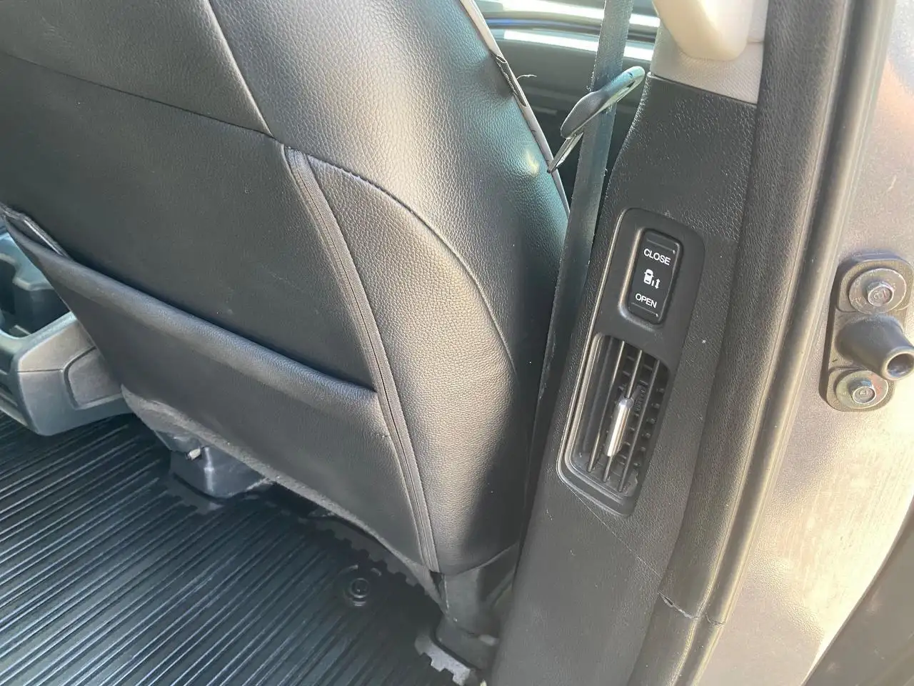 Honda Odyssey снимка Honda Odyssey