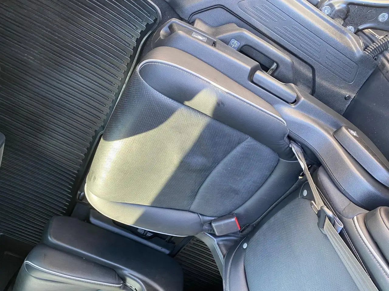 Honda Odyssey снимка Honda Odyssey